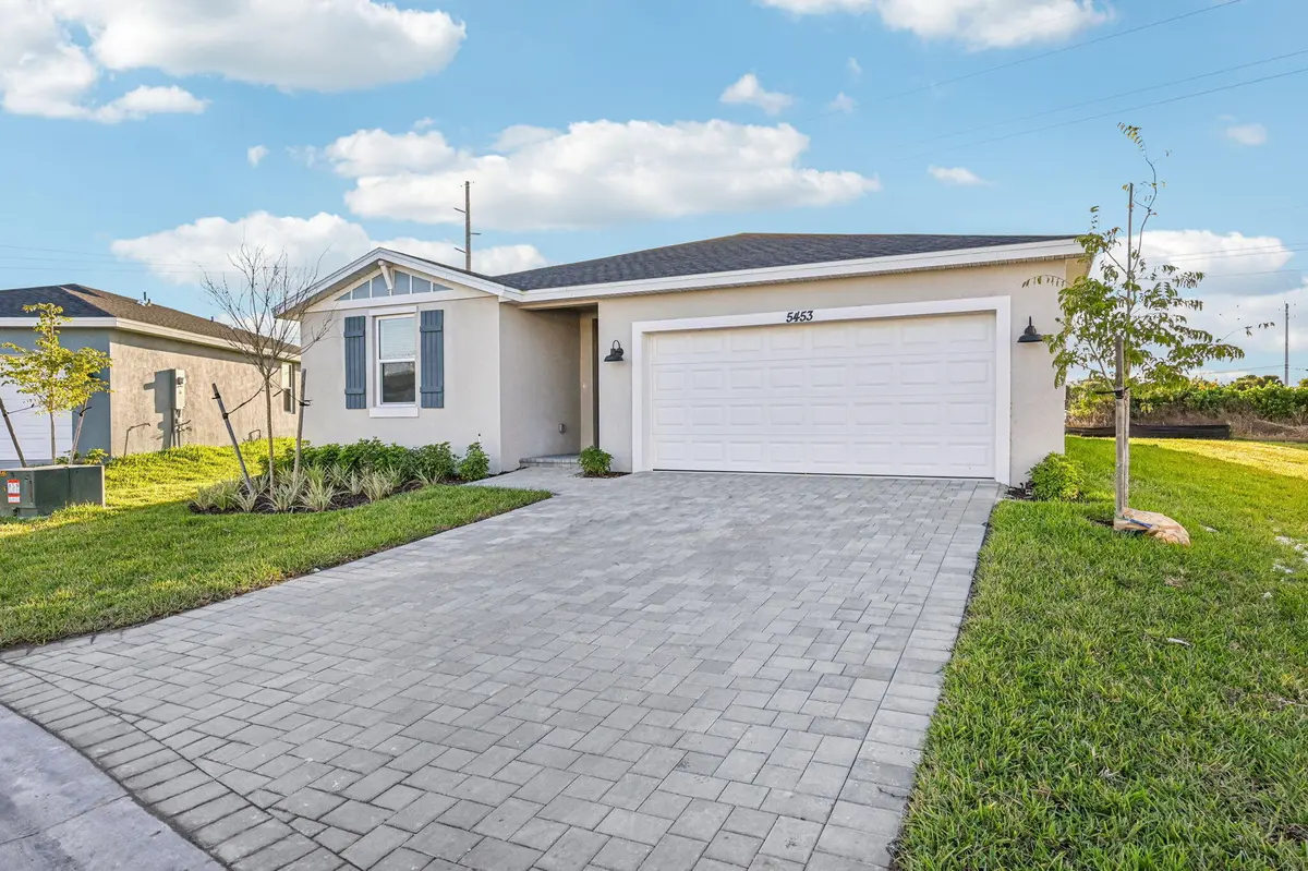5453 Hampton Park Cir Vero Beach (3) at 5453 Hampton Park Circle, Vero Beach
