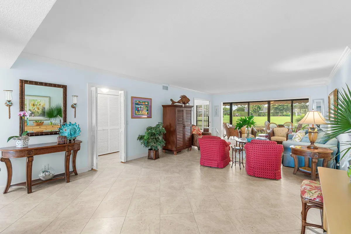 Interior living area at 3587 Quail Ridge Drive Bobwhite A, Boynton Beach