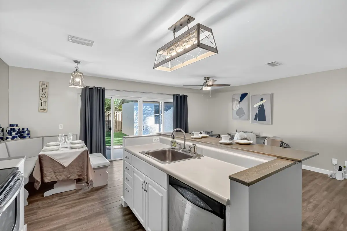 19-web-or-mls-7R7A1041 at 5785 SE Collins Avenue, Stuart