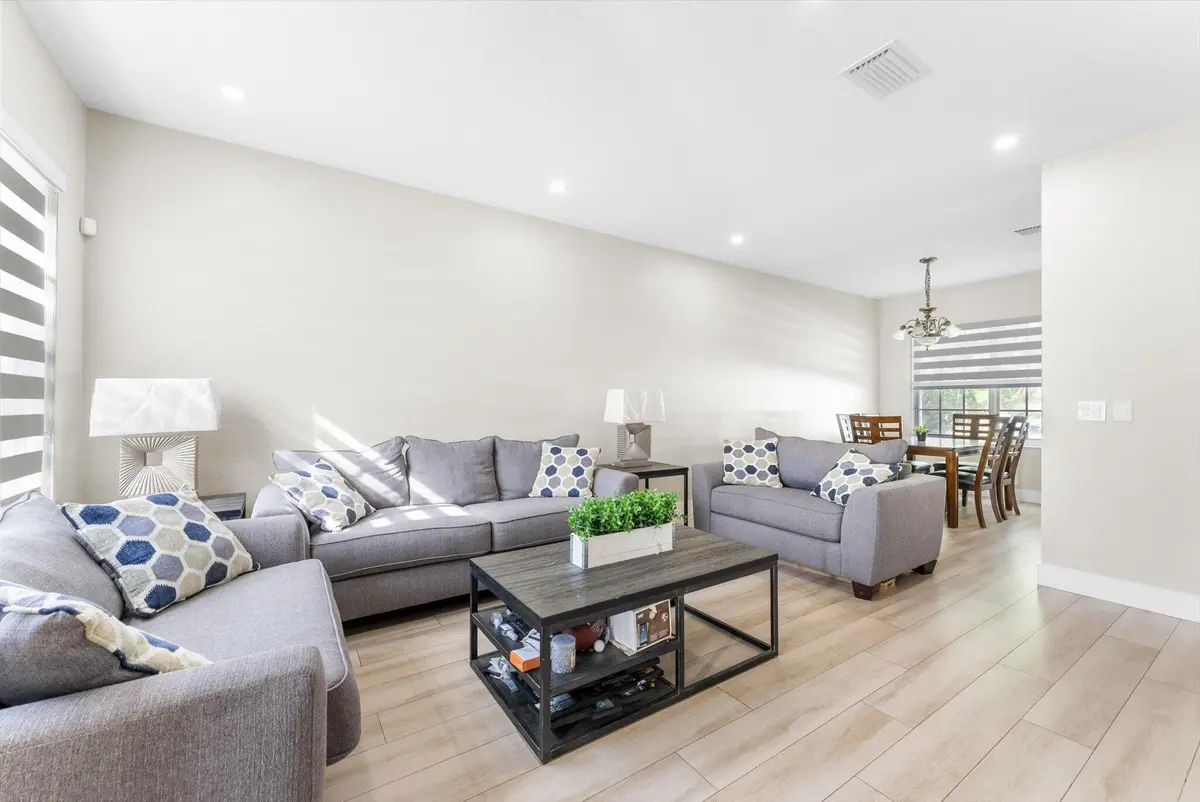 04-4 at 5309 Eagle Cay Court, Coconut Creek