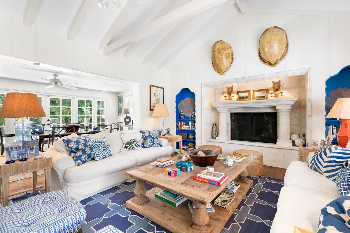 Living Room at 285 Orange Grove Road, Palm Beach
