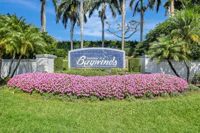 9566 Lantern Bay Circle, West Palm Beach – Single Family Residence for sale