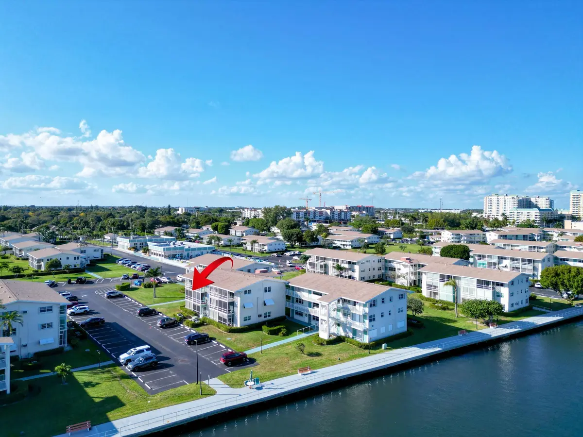 Building 530 along Intracoastal at 530 Horizons E 205, Boynton Beach
