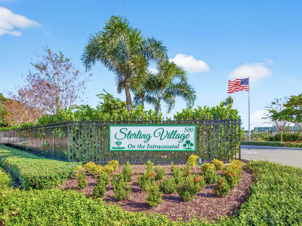 530 205 Sterling Village entrance at 530 Horizons E 205, Boynton Beach