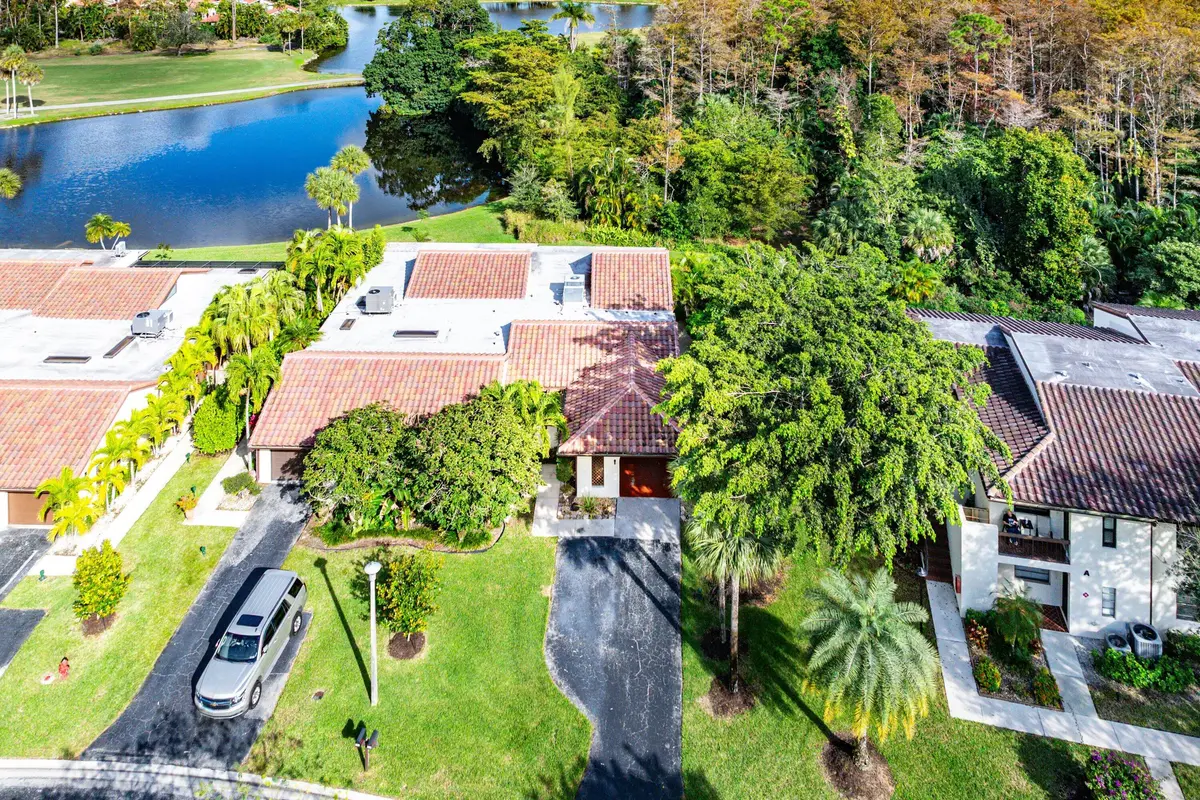 039-21720ArribaReal-BocaRaton-FL-33433-S at 21720 Arriba Real 37-b, Boca Raton