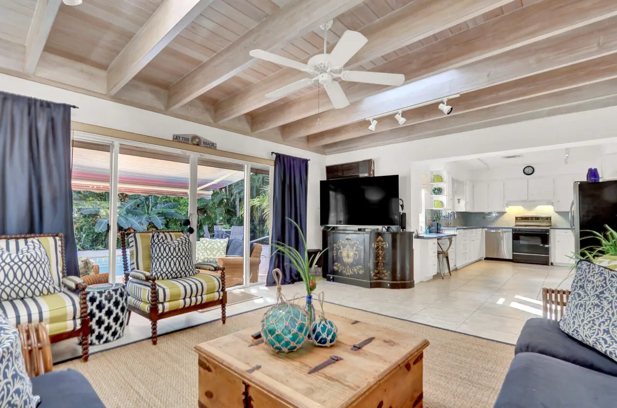 13_Image_13_mls at 324 Blossom Lane, Palm Beach Shores