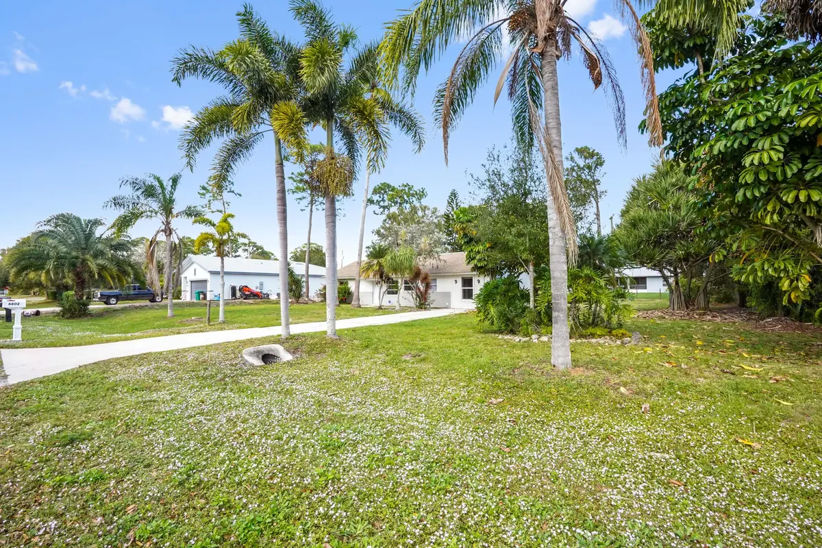 02 front 02 at 6802 Ocala Avenue, Fort Pierce