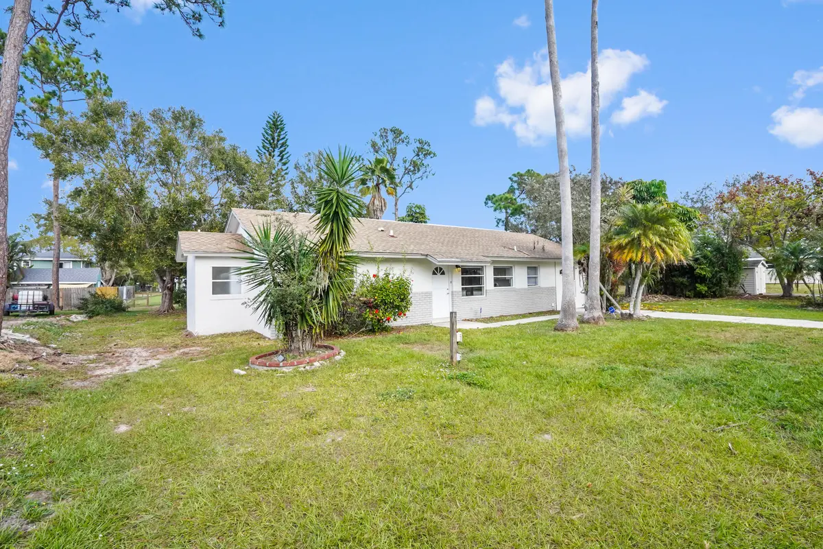 03 front 03 at 6802 Ocala Avenue, Fort Pierce
