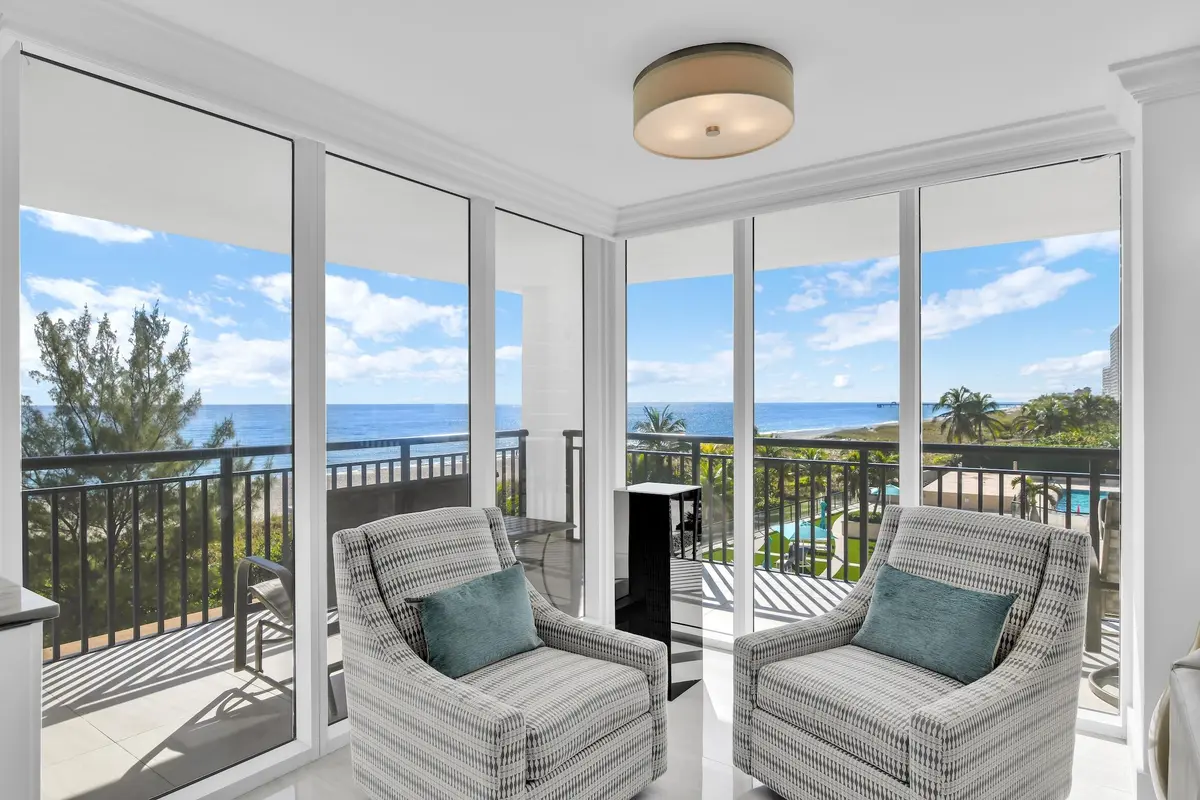 WHITEHALL, 2000 S Ocean Blvd 3K, Boca Ra at 2000 S Ocean Boulevard 3-K, Boca Raton