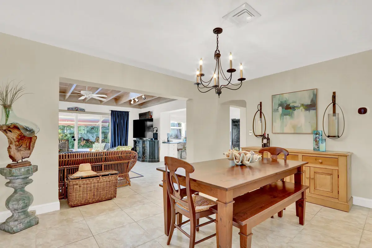 11_Image_11_mls at 324 Blossom Lane, Palm Beach Shores