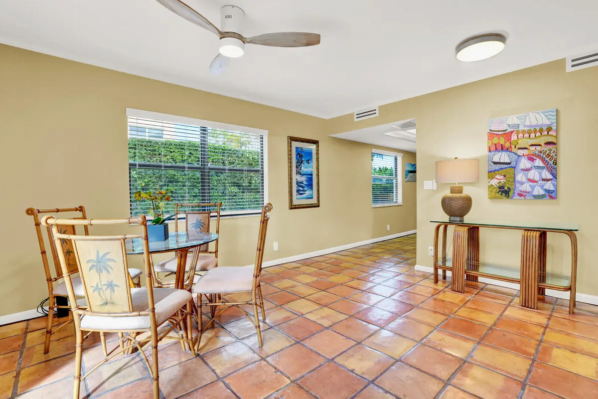08_Image_8_mls at 300 Inlet Way 2, Palm Beach Shores