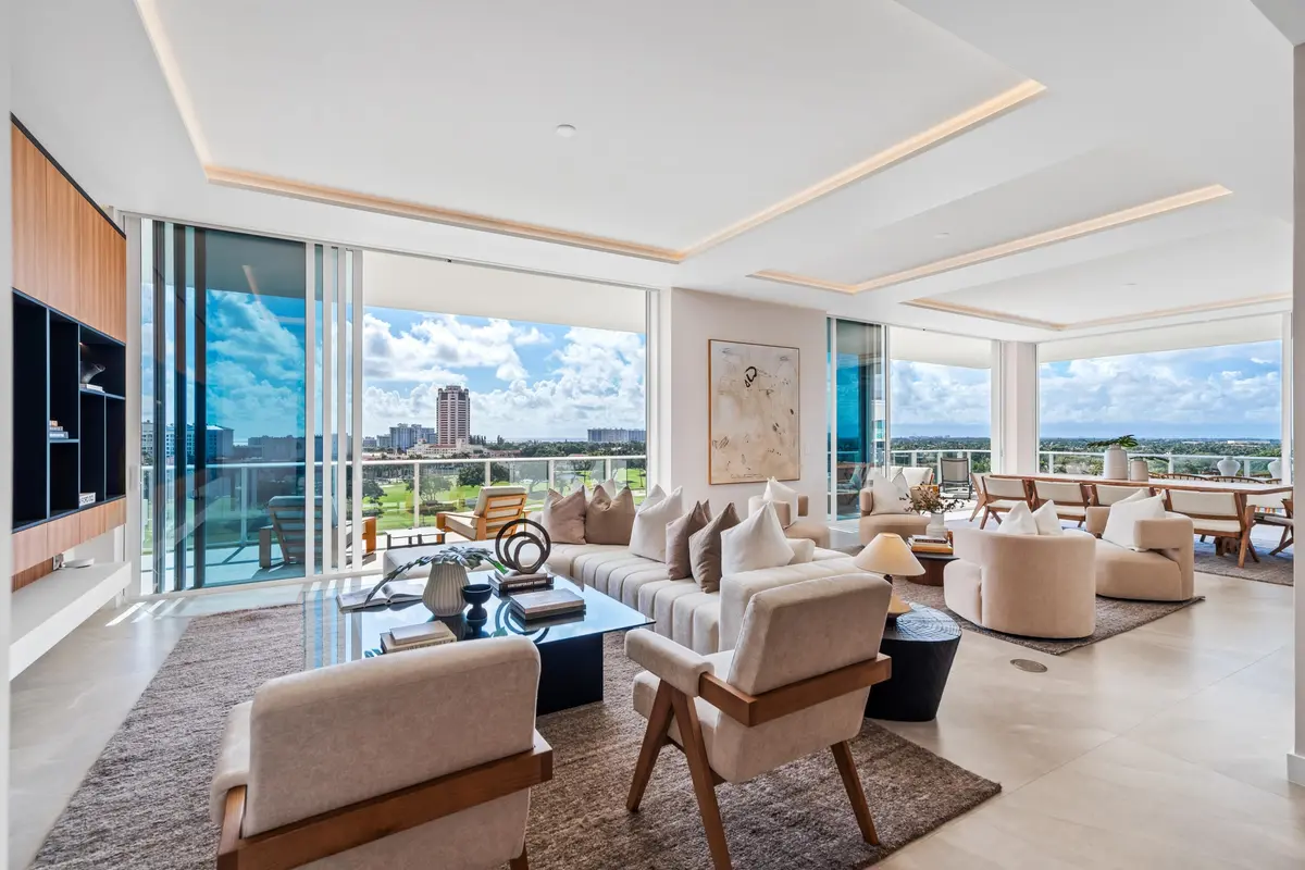 GREAT ROOM at 220 SE Mizner Boulevard Ph-24, Boca Raton