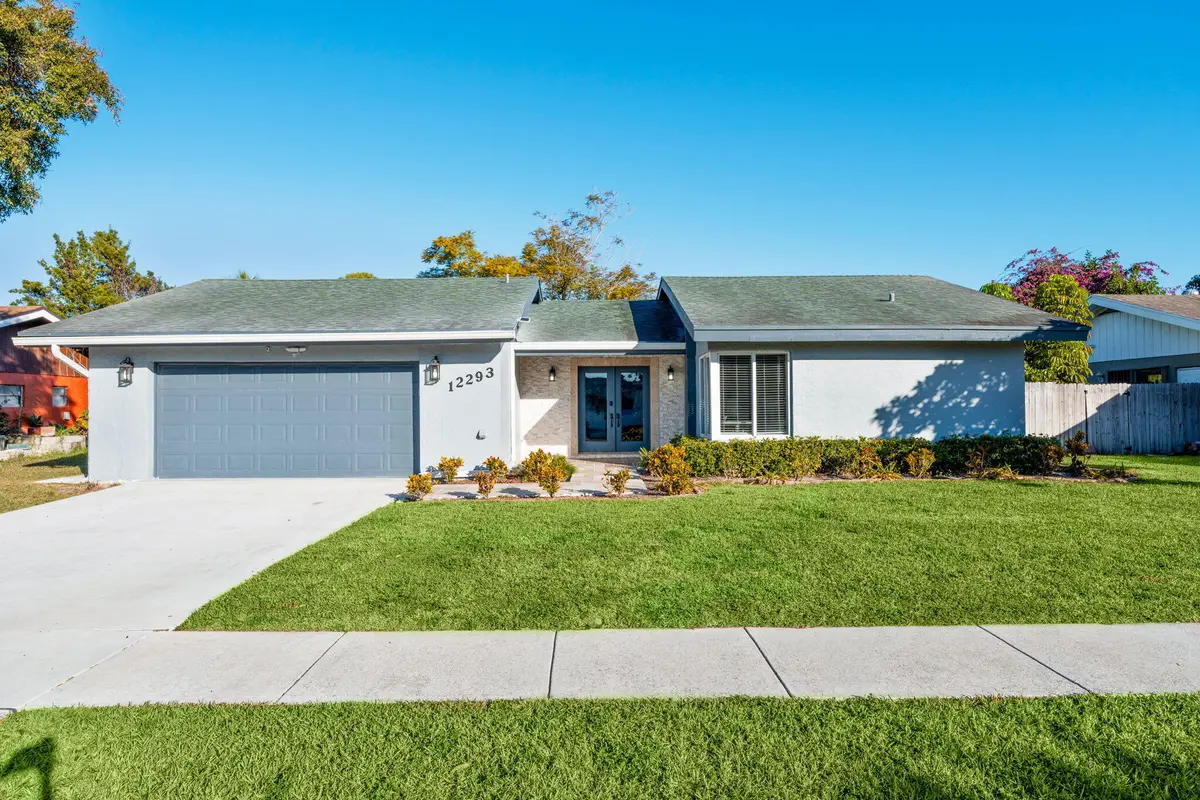 Front House at 12293 Old Country Road, Wellington