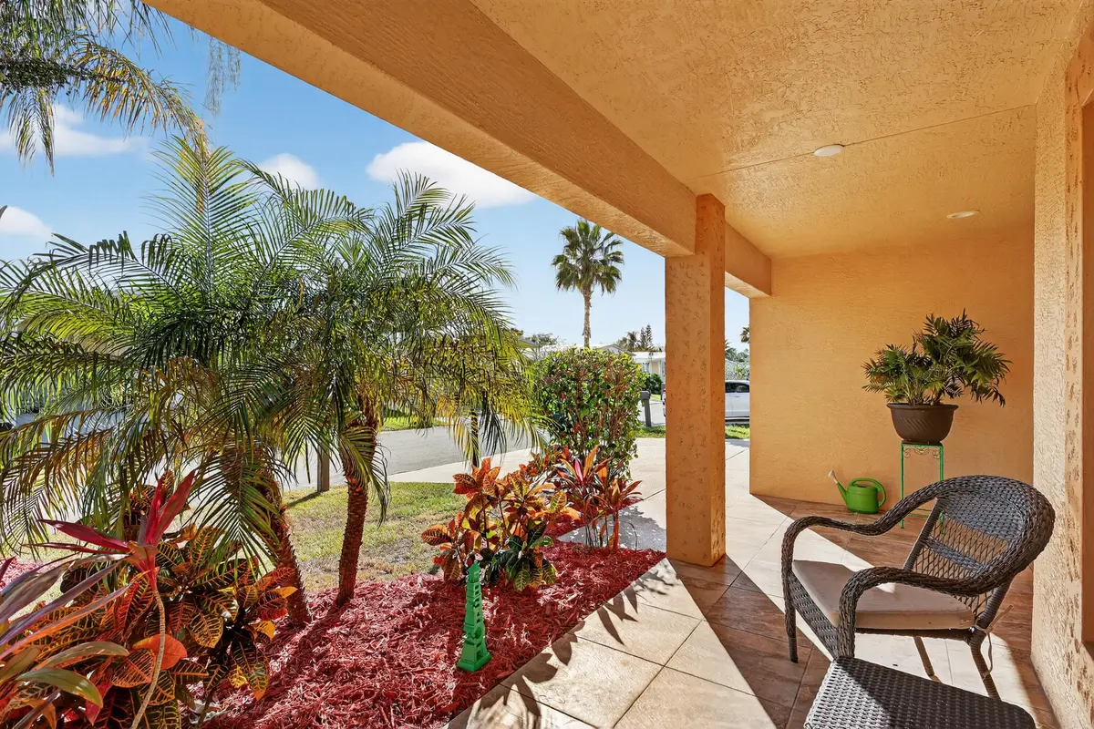 8-print-5P1A9120 at 3 Los Gatos Lane, Port St. Lucie