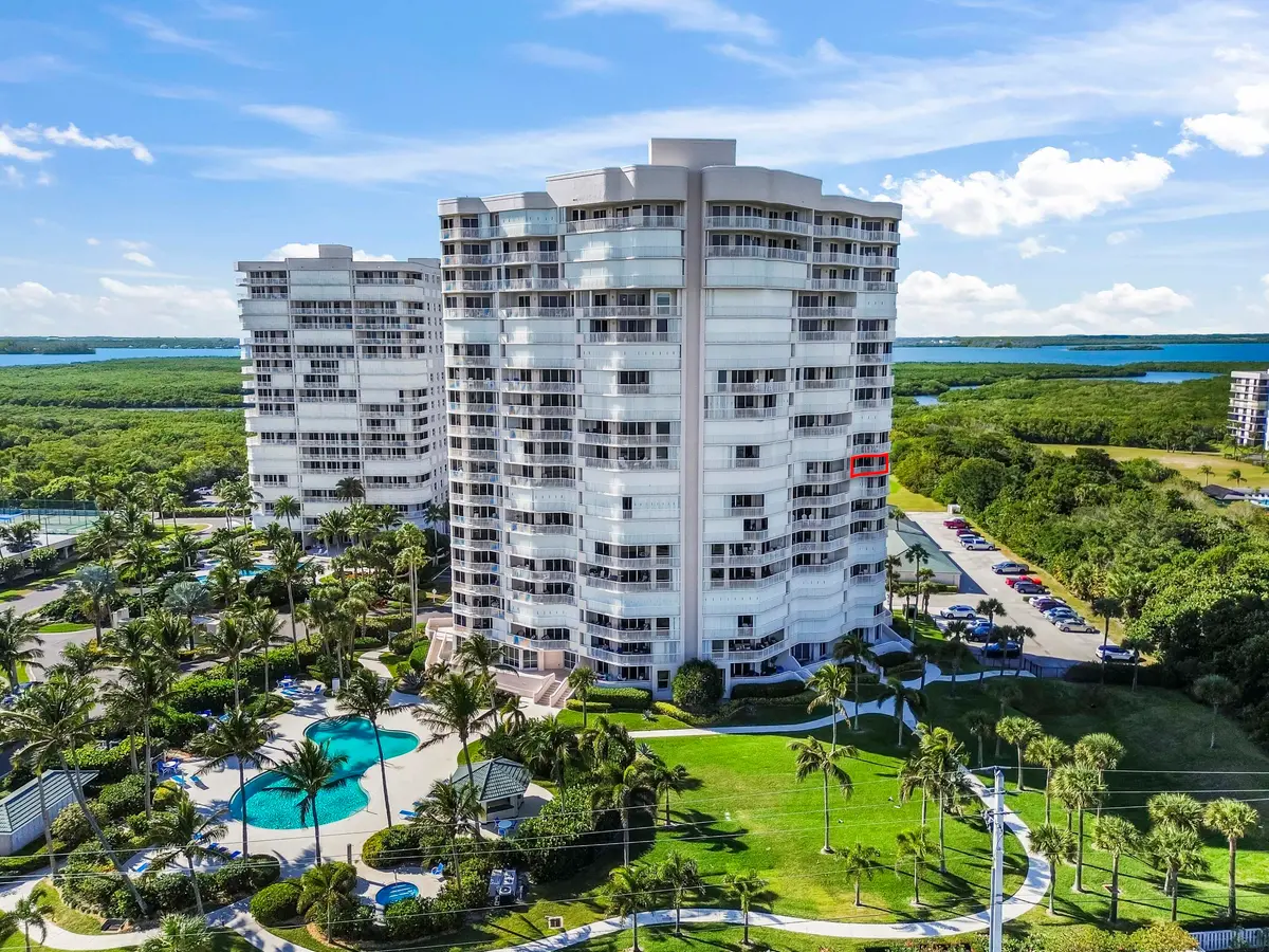 81 Aerial 10 at 5051 N Highway A1a 10-6, Hutchinson Island