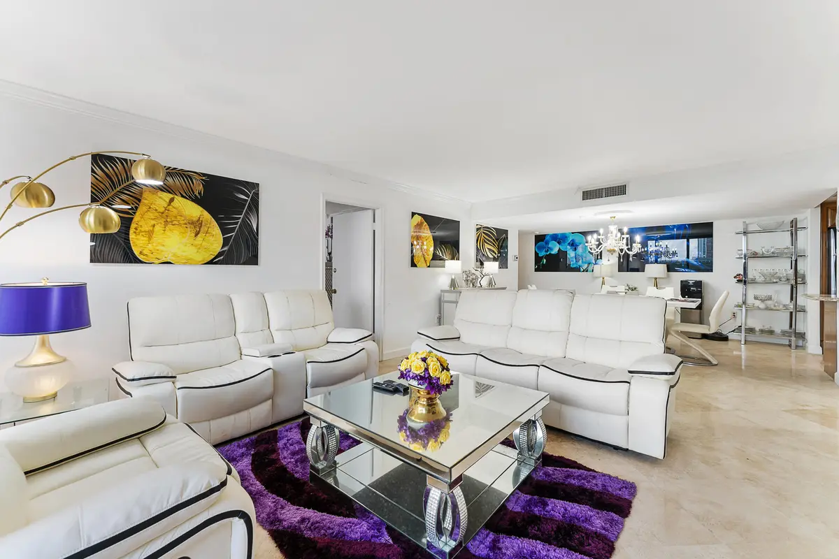 Living Room at 5600 N Flagler Drive 605, West Palm Beach