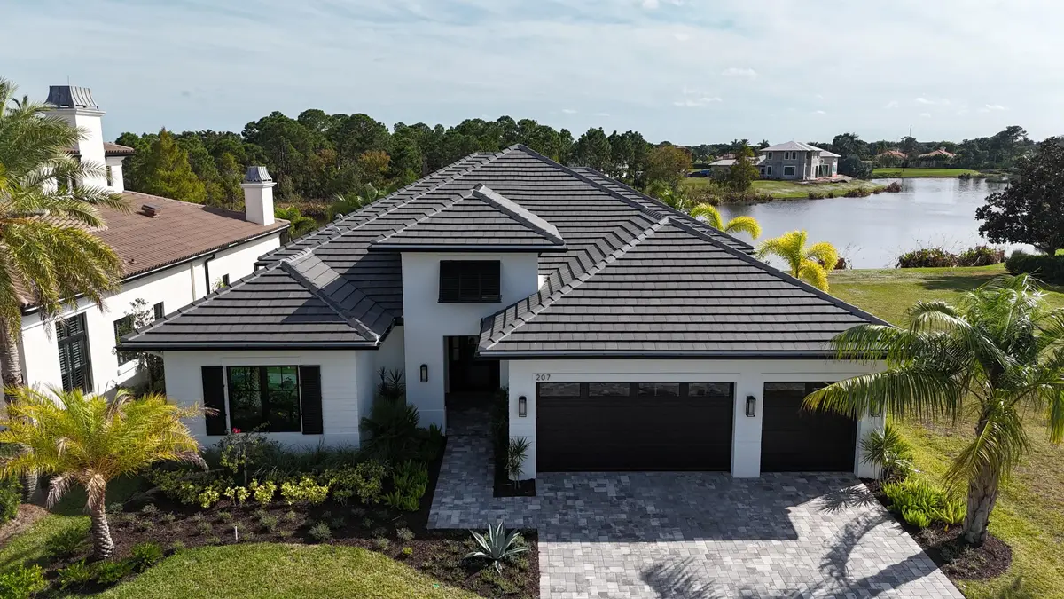 Front of house at 207 SE Bella Strano, Port St. Lucie