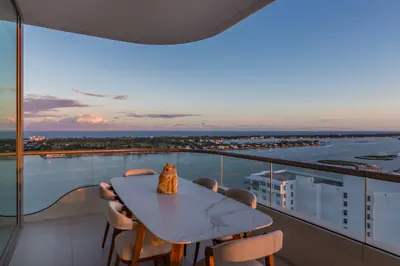 200 Arkona Court 2101, West Palm Beach – sold