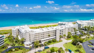 579 NE Plantation Road N202, Stuart – sold