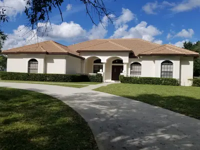 8709 Man O War Road, Palm Beach Gardens – Single Family Residence for rent