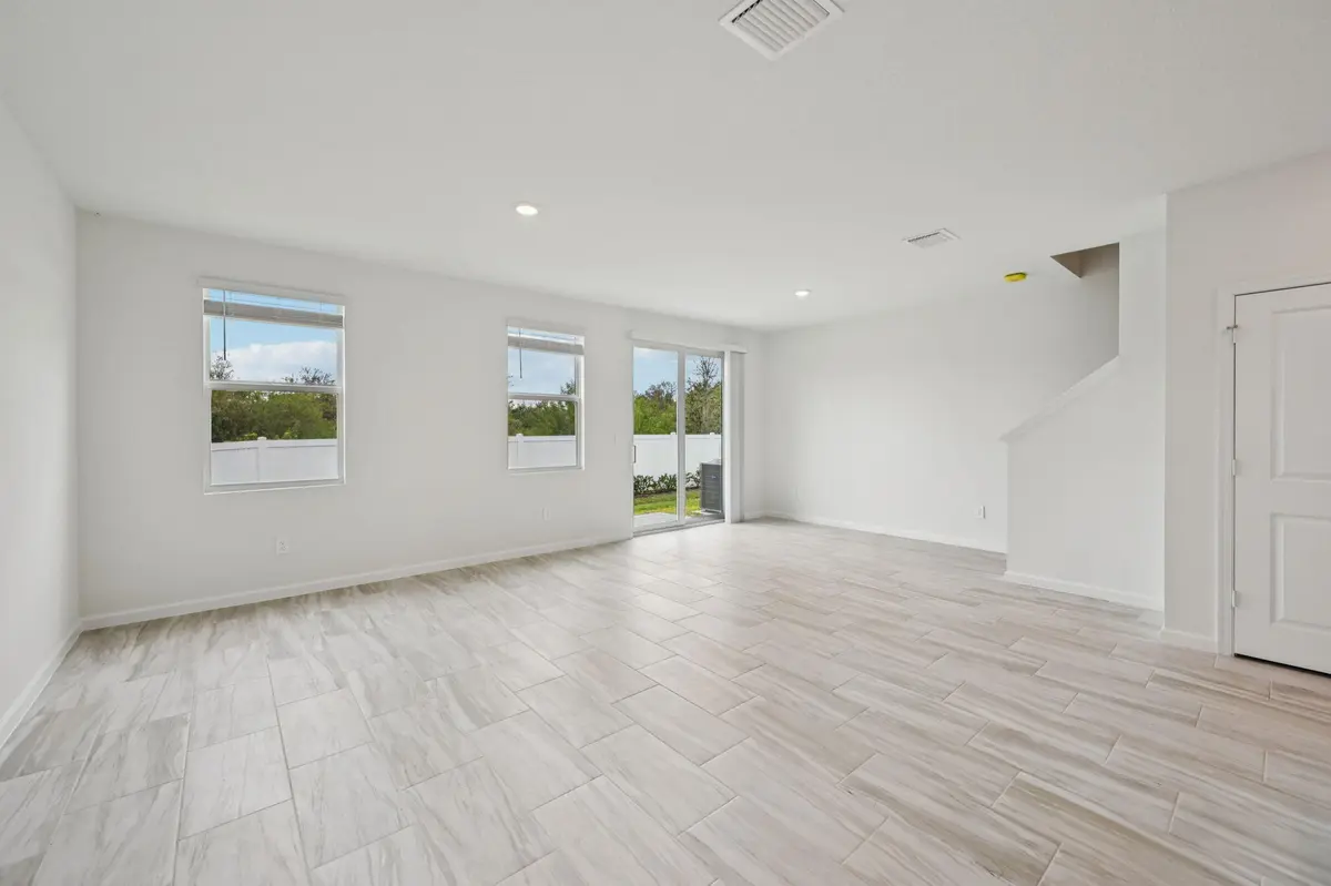 568 Salisbury Cir Fort Pierce FL (5) at 568 Salisbury Circle, Fort Pierce