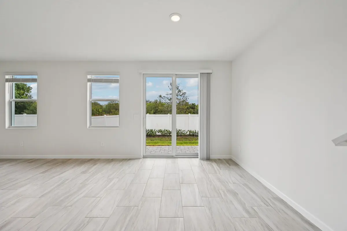 568 Salisbury Cir Fort Pierce FL (9) at 568 Salisbury Circle, Fort Pierce