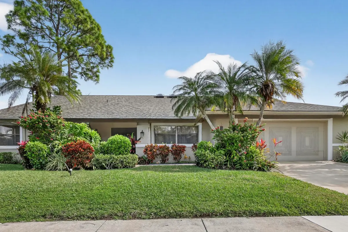 2-print-F14A7988 2 at 560 Juniper Place, Wellington