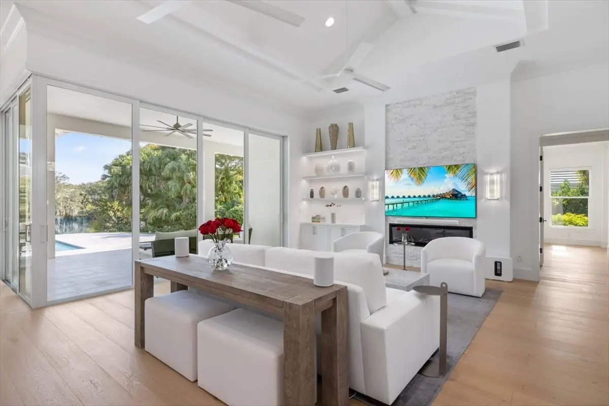 15337282-3 at 201 Shores Drive, Vero Beach