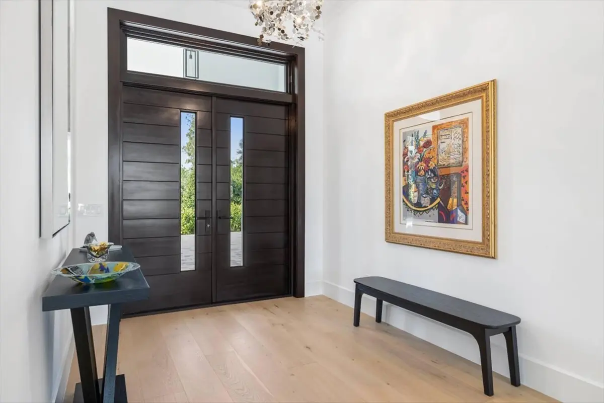 15337282-5 at 201 Shores Drive, Vero Beach