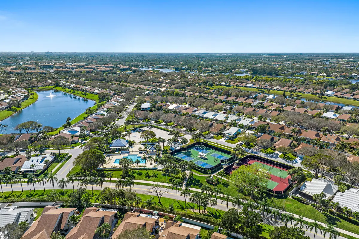 Bluffs Ridge at 126 Cape Pointe Circle, Jupiter
