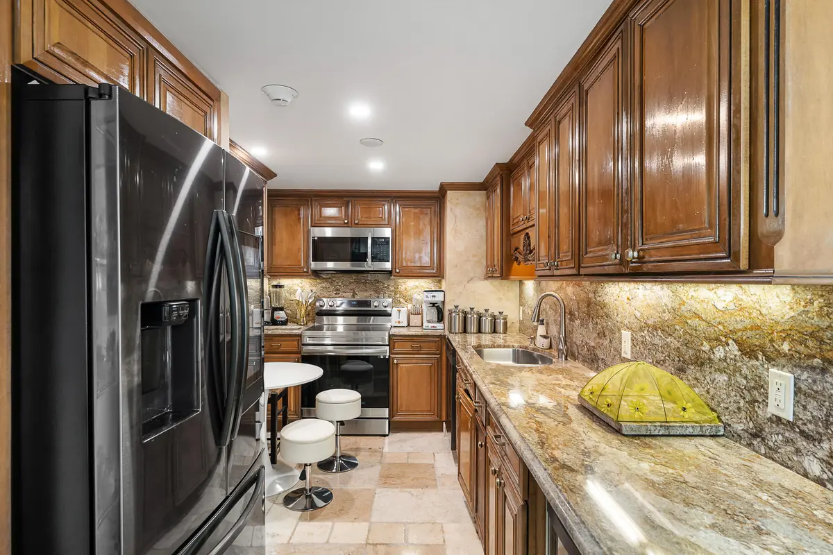 Kitchen at 5600 N Flagler Drive 605, West Palm Beach