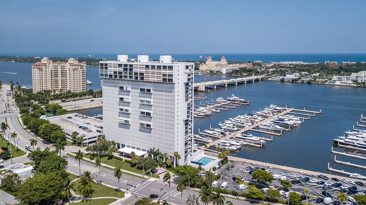 Front at 400 N Flagler Drive Ph C6, West Palm Beach