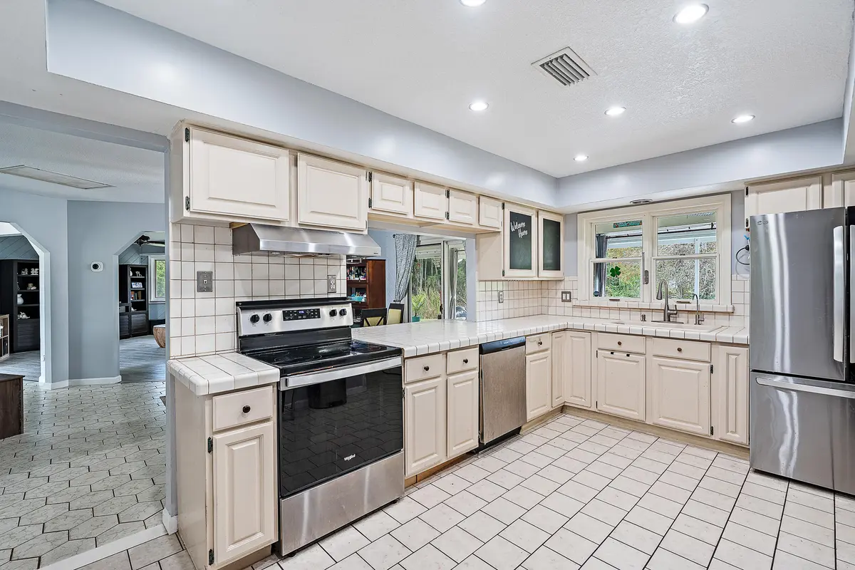 Kitchen at 17696 Winterhawk Trail, Jupiter