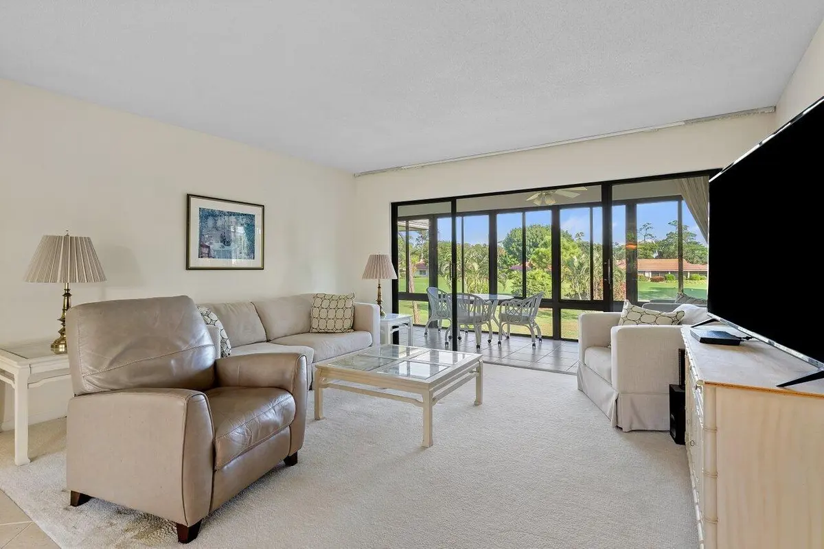 Living room at 4665 Kittiwake Court Kingfisher N, Boynton Beach