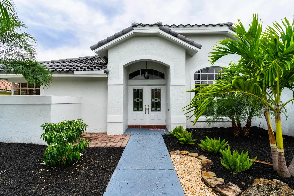 beyc69652c91a2f77 at 22392 Siesta Key Drive, Boca Raton