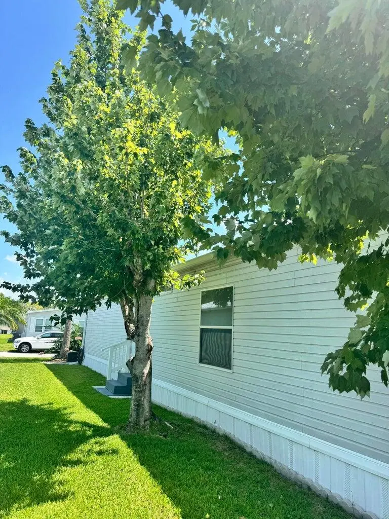 20250529221925477471000000-o at 14119 Isla Flores Avenue, Fort Pierce