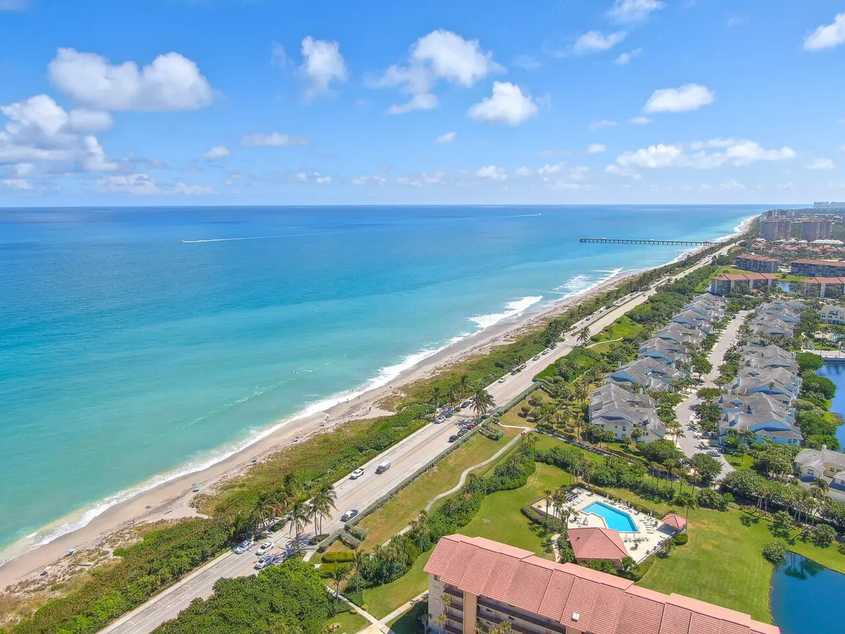 Aerial at 301 S Seas Drive 305, Jupiter