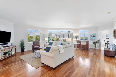 309 E Ocean Avenue 205, Lantana – Condominium for sale
