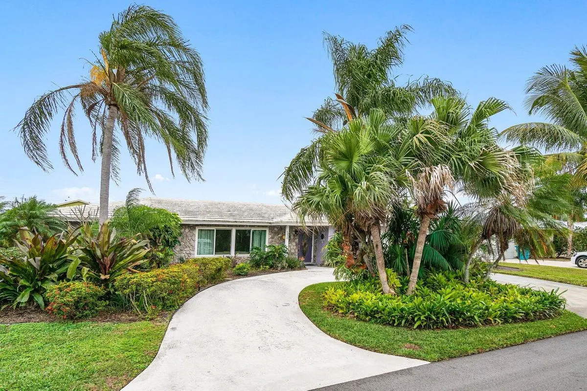 Full Circle Drive at 1220 SW 25th Place, Boynton Beach