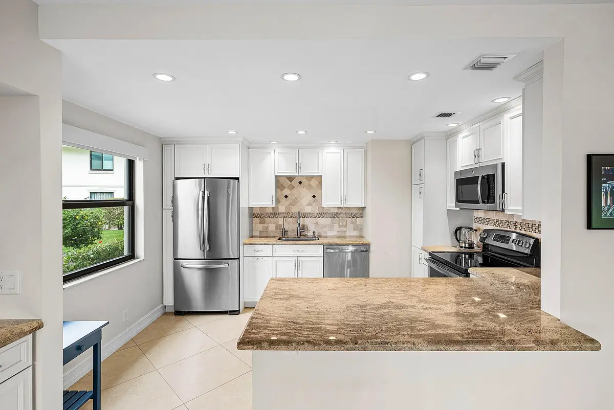 Kitchen at 10171 Quail Covey Road Hibiscus N, Boynton Beach
