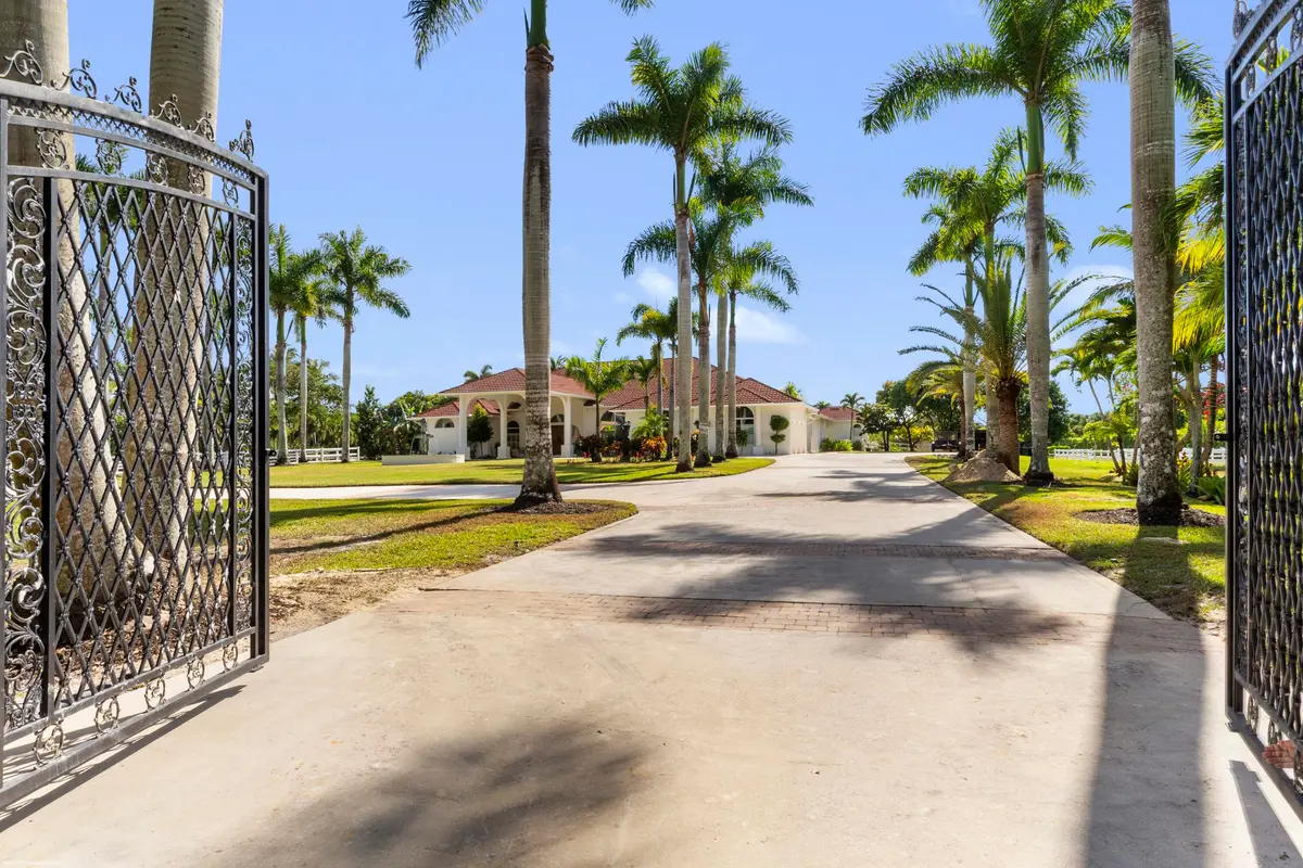 Entrance at 15330 Ocean Breeze Lane, Wellington
