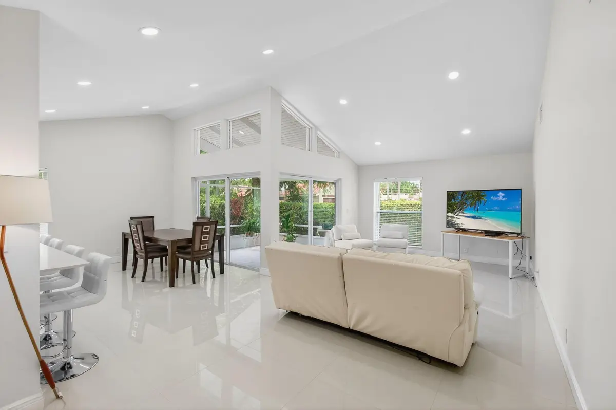 19-web-or-mls-DSC_7386 at 5735 Lakeview Mews Circle, Boynton Beach