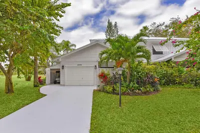 12698 SE Cascades Court, Hobe Sound – Townhouse for sale