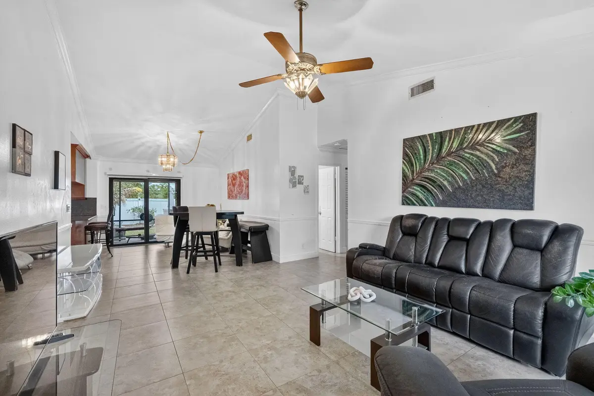6-web-or-mls-8I8A9515 at 1236 SW 75th Avenue, North Lauderdale