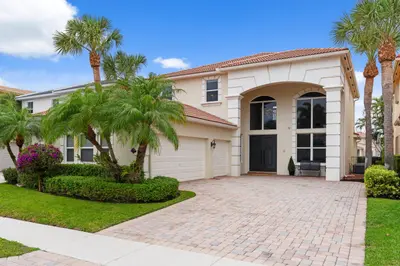 117 Via Condado Way, Palm Beach Gardens – sold