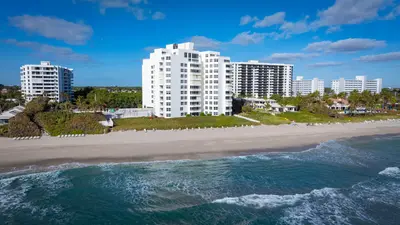 3407 S Ocean Boulevard 8a, Highland Beach – sold