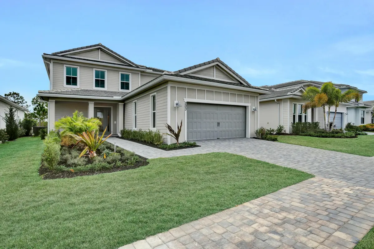 0H3A6869 at 203 SE Calmo Circle, Port St. Lucie