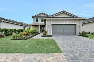 203 SE Calmo Circle, Port St. Lucie – sold