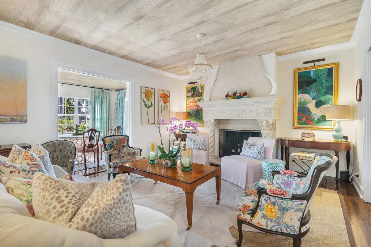 low-7 at 3213 Vincent Road, West Palm Beach
