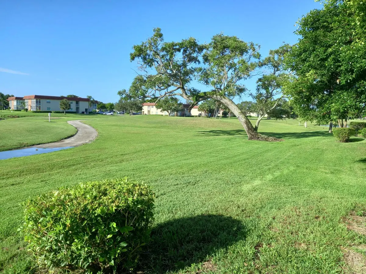 E849BFA4-2F47-4A66-933F-9739E2DBAF8E at 80 Crooked Tree Lane 106 Annual Or Seasonal, Vero Beach